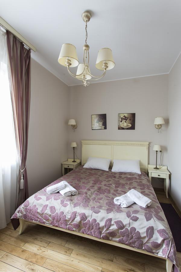 Villa Estera - Hotel & Restauracja Michałowice 외부 사진