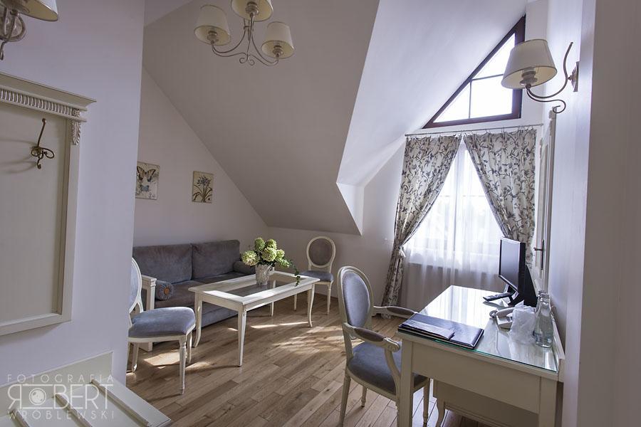 Villa Estera - Hotel & Restauracja Michałowice 외부 사진